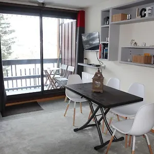 Appartement Aux Pieds Des Pistes Chez Seb Et Isa, Saint-François-Longchamp