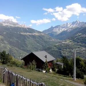 Chalet Spacieux, Les Chapelles